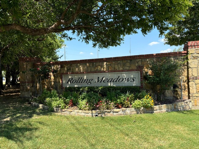 Building Photo - Keller ISD, 3 Bed in Rolling Meadows