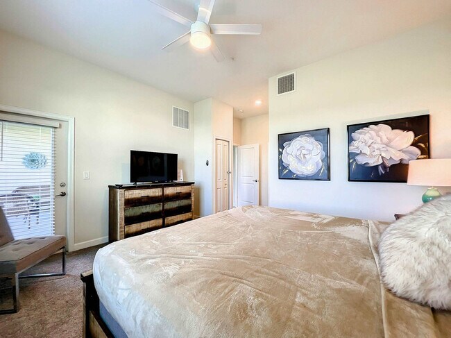 Building Photo - 501 Ocean Course Ave