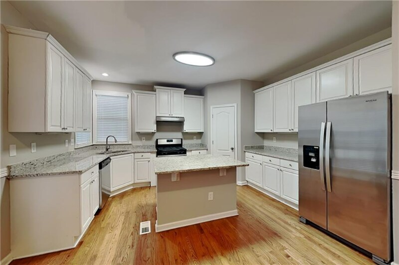 Building Photo - 3930 Summit Gate Dr