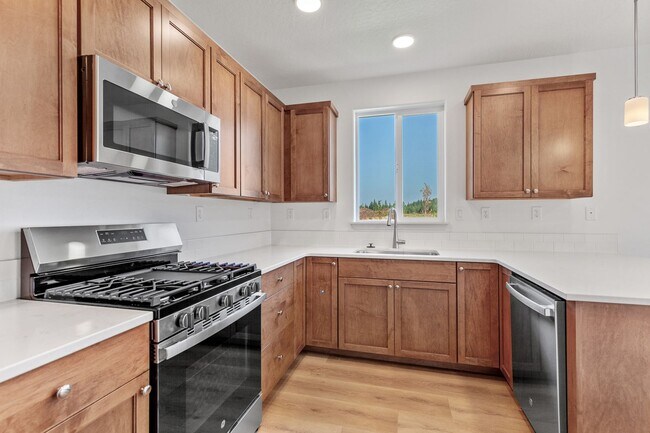 Building Photo - New construction rancher home!