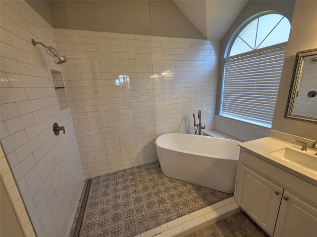 Building Photo - 2717 Cliffwood Dr