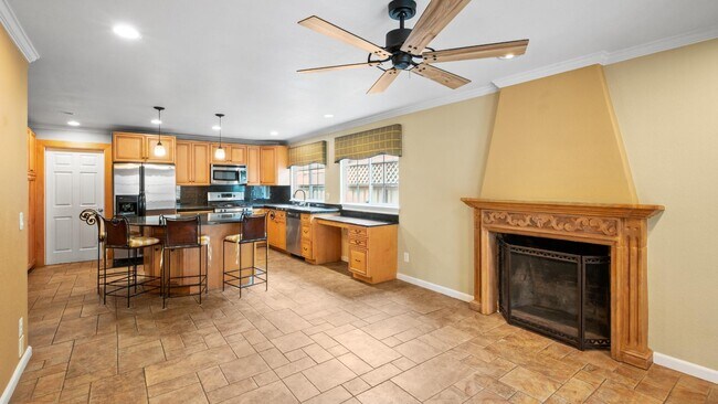 Building Photo - 22 Greengate Ct
