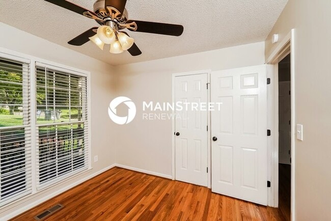 Building Photo - 3 Bedroom Pet-Friendly Home in PINSON, AL with Main Street Renewal