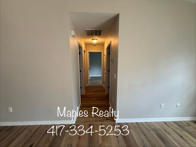 Building Photo - 141 Scotch Pine Ct