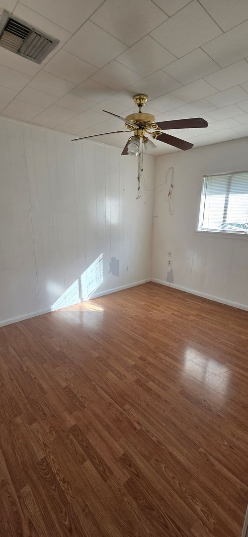 Building Photo - Cottage in Eunice