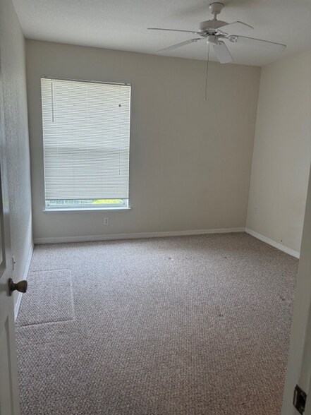 Building Photo - 1400 Lake Shadow Cir