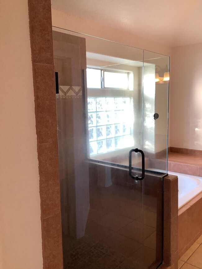 Building Photo - 6769 Isla Del Rey Dr