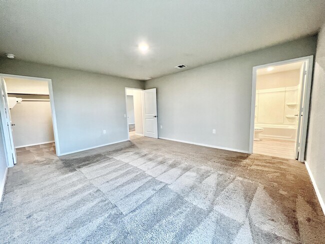 Building Photo - 12111 Overton Wy