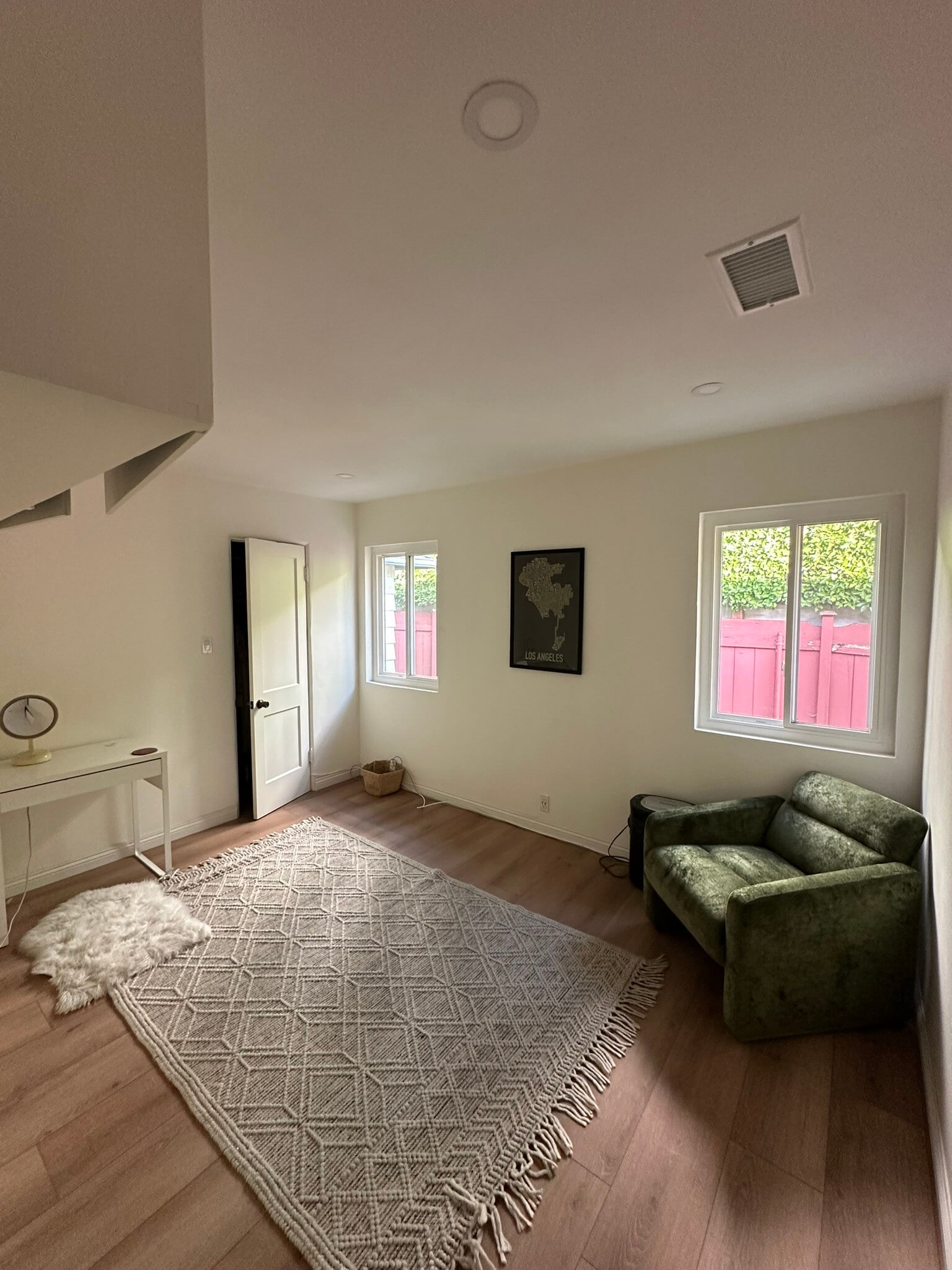Building Photo - 3279 Glendon Ave