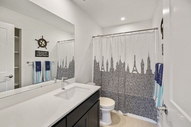 Building Photo - 3Bd/2.5Bd Monroe Townhome