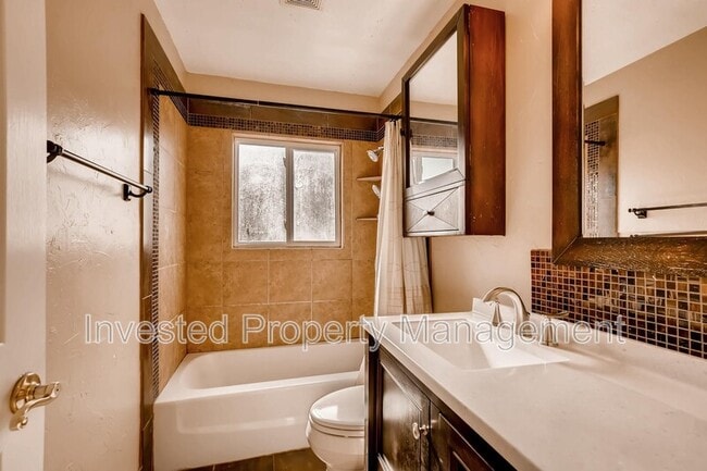 Building Photo - 13787 W Asbury Dr