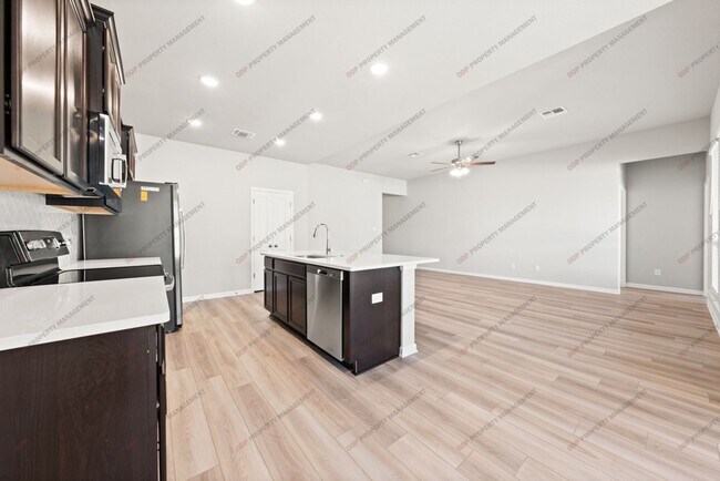 Building Photo - 9512 Swenson Ln