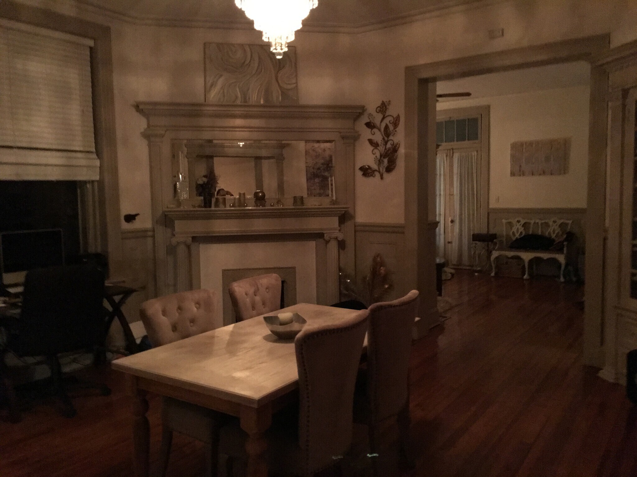 Building Photo - 324 Colonial Ave