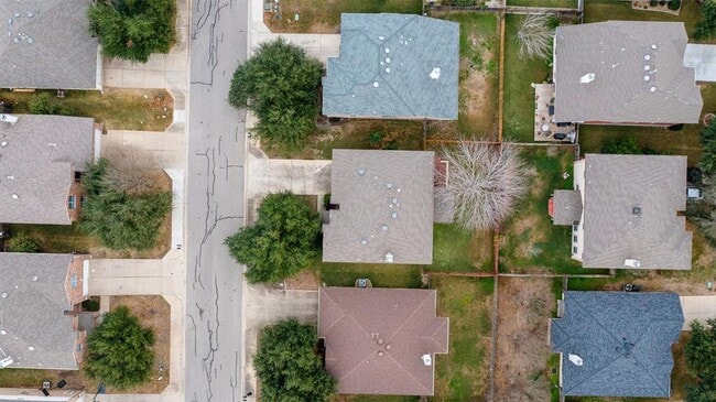 Building Photo - 2334 Caprock Pl