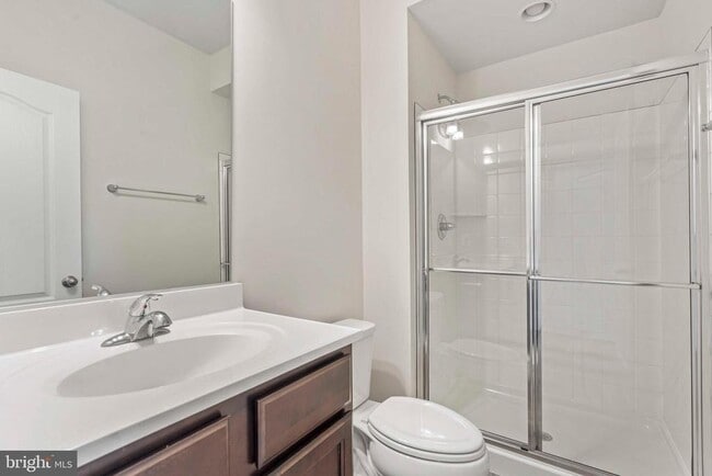 Building Photo - 5903 Garden Walk Dr