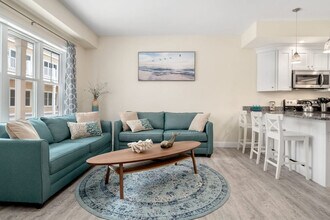 Building Photo - 128 Ashworth Ave