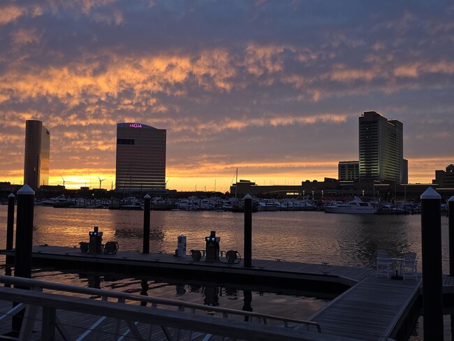 Building Photo - 2 Anchorage Ct