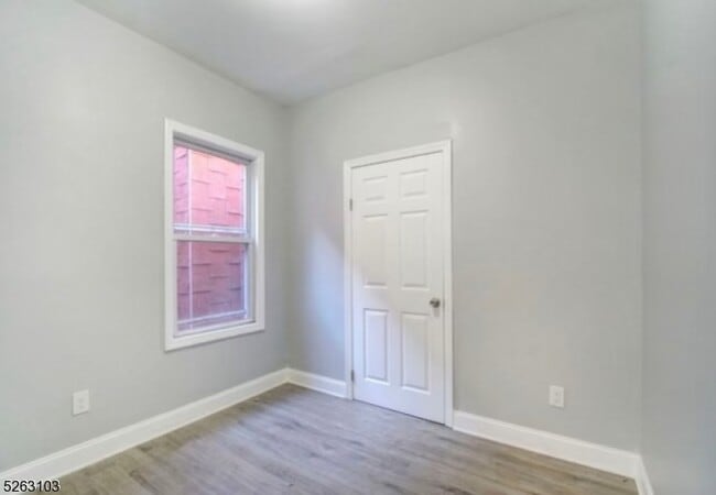 Building Photo - 76 Highland Ave