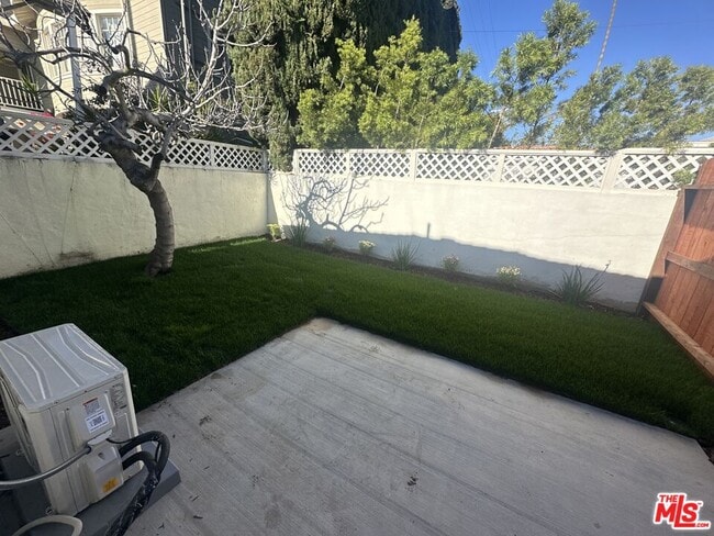 Building Photo - 1749 Virginia Rd