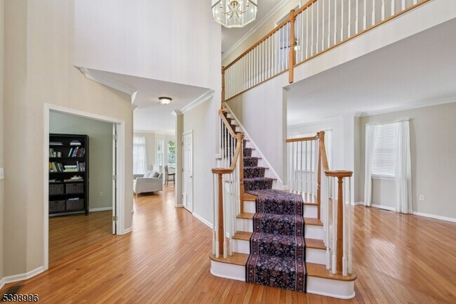 Building Photo - 12 Hansom Rd