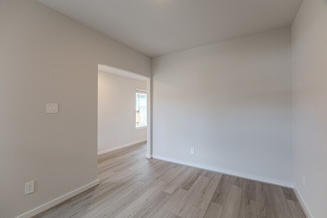 Building Photo - 16977 Juniper Blossom Bnd