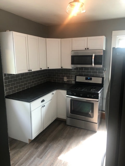 Building Photo - 1328 Mound St