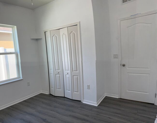 Building Photo - 314 Briarbrook Ln