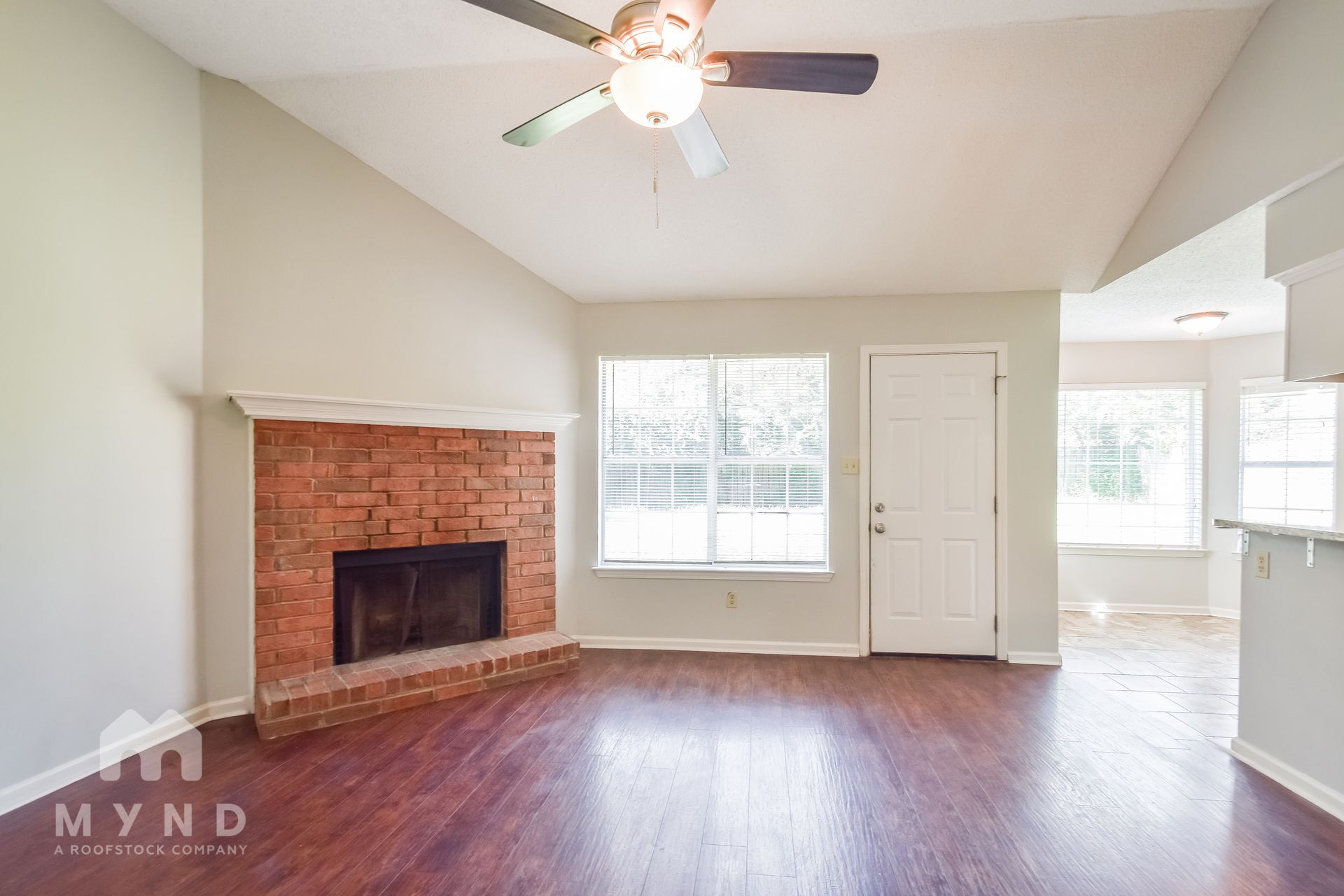 Building Photo - 6354 Amanda Oaks Cir N