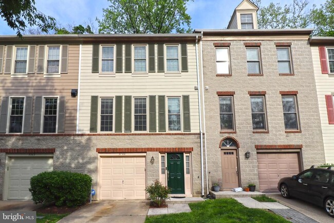Primary Photo - 3760 College Ave
