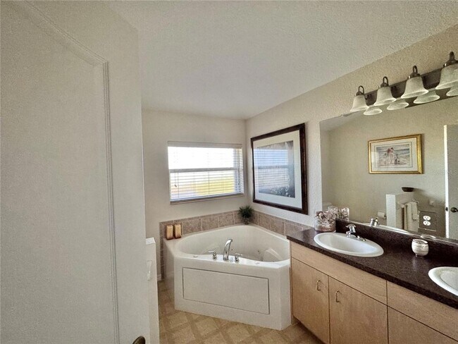 Building Photo - 8365 Walbert St