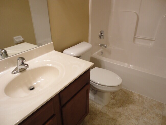 Building Photo - 4423 Pimlico Pl