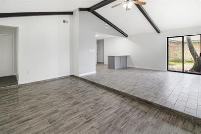 Building Photo - "Charming 3-Bed, 2-Bath Home in McAllen – Spacious 1,300 Sq. Ft. Gem on East Vine Avenue!"
