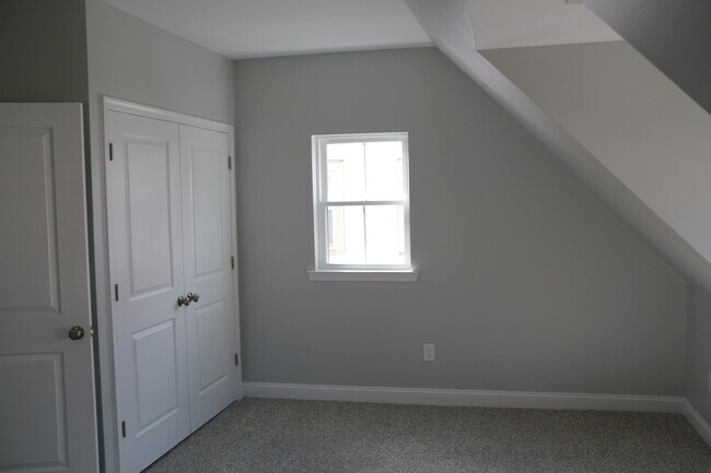 Building Photo - 55 Franklin Ave