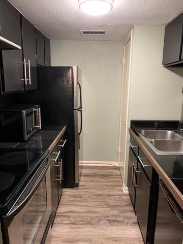 Building Photo - 3827 Gilbert Ave