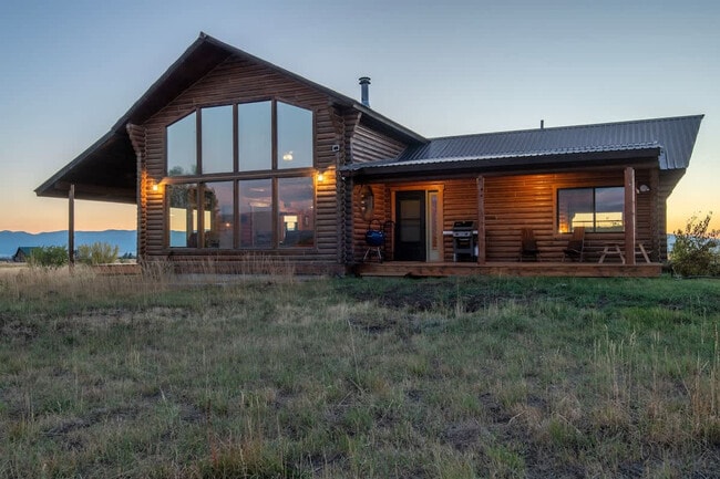 Building Photo - 3791 Whitney Dr