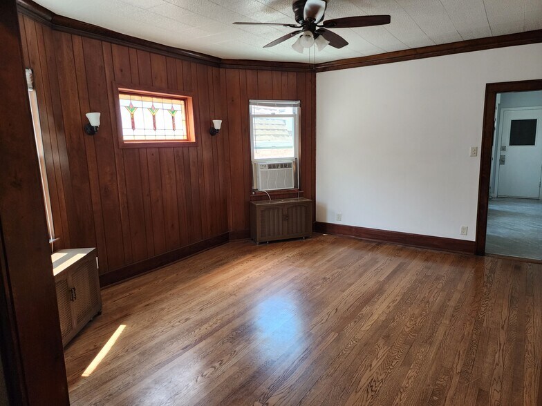 Dining Room - 5920 N Virginia Ave