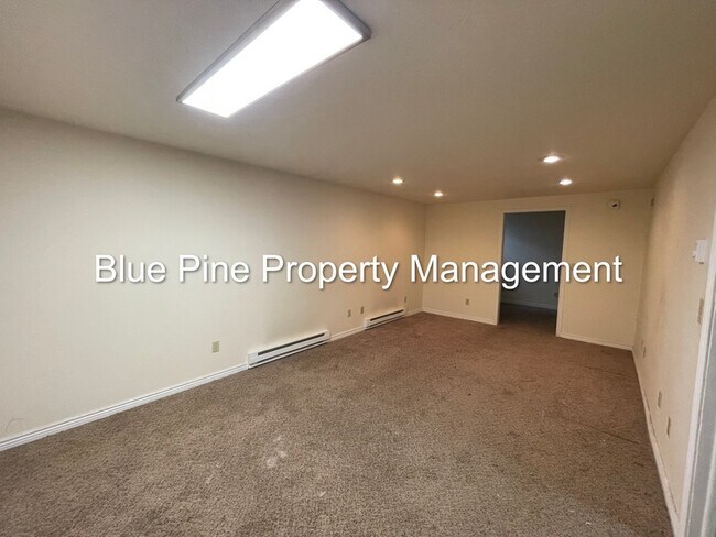 Building Photo - 505 Sykes Dr