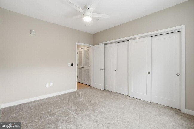 Building Photo - 989 S Buchanan St