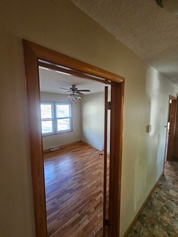 Building Photo - 821 W Spruce St