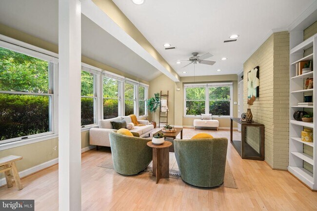 Building Photo - 4008 Rosemary St