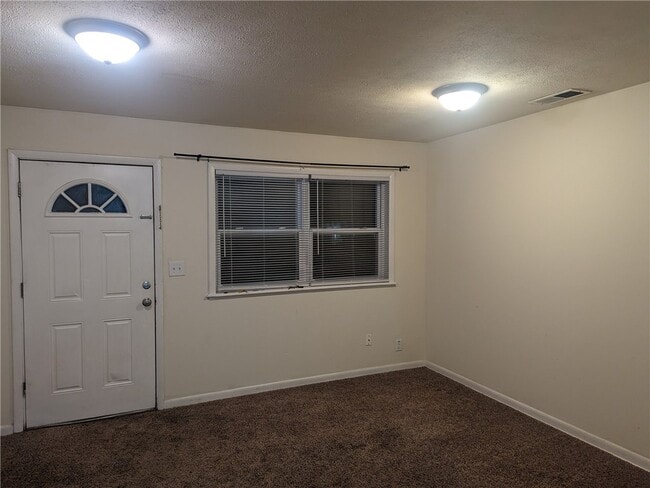 Building Photo - 1908.5 Westwood Ave