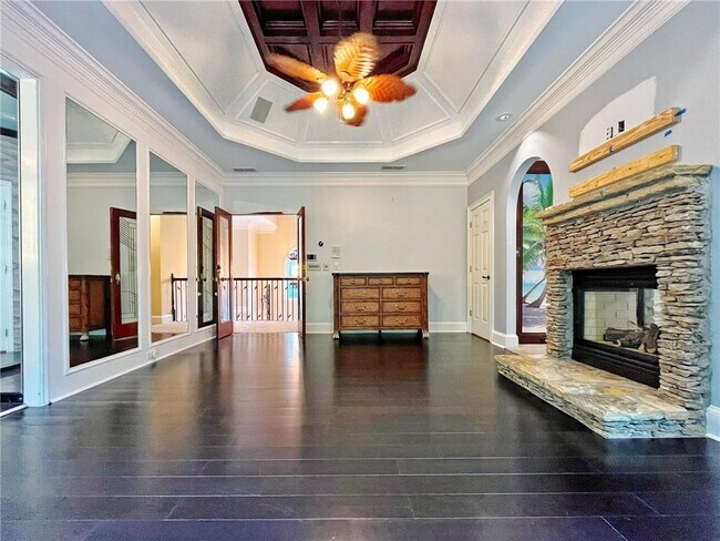 Building Photo - 6709 Wooded Cove Ct
