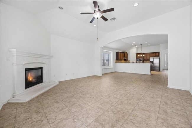 Building Photo - 14304 Senia Bend