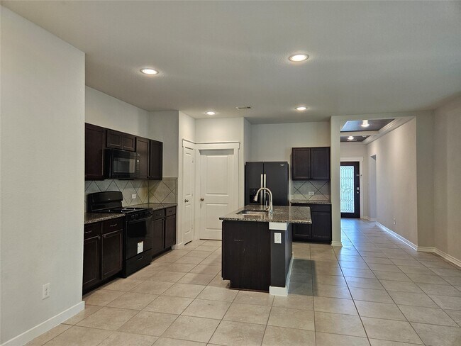 Building Photo - 2833 Bretton Woods Dr