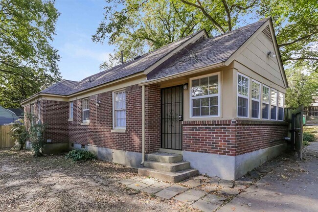 Building Photo - 174 W Lafayette Cir