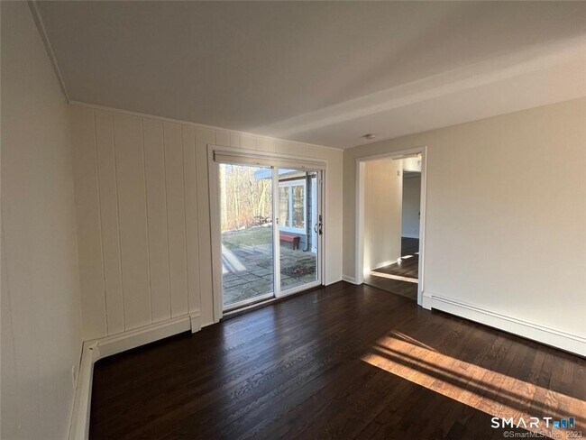 Building Photo - 115 Seir Hill Rd