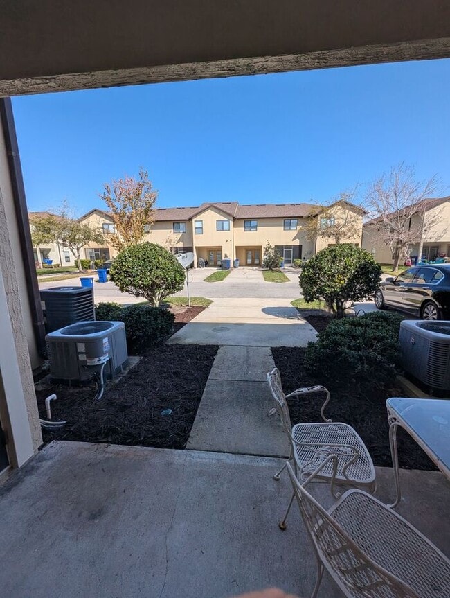 Building Photo - 464 Cabernet Pl