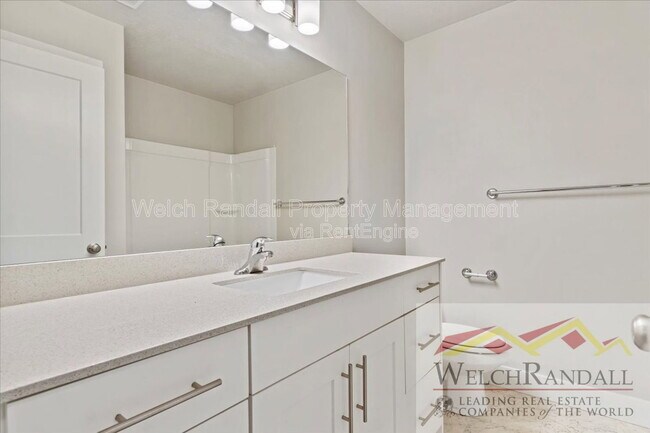 Building Photo - 2673 S 2300 W St
