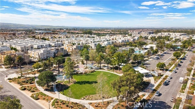 Building Photo - 166 Novel