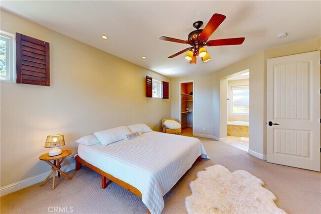 Building Photo - 5595 Tanbark Ct